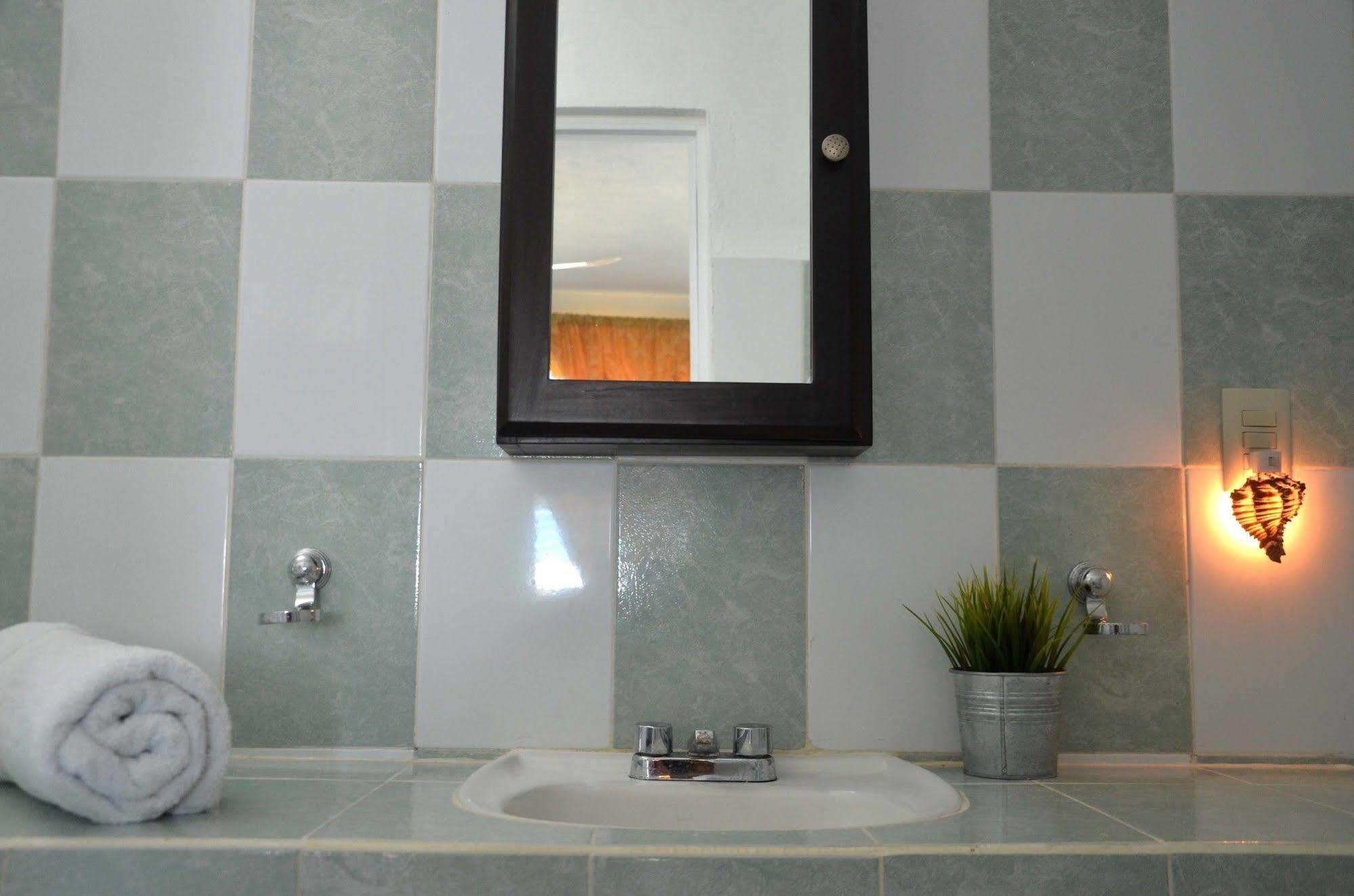 Casa Frida Full Apartments Holbox Екстериор снимка
